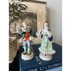 Occupied Japan Porcelain Figurines – Colonial‎ Couple – Hand Painted – 1940s